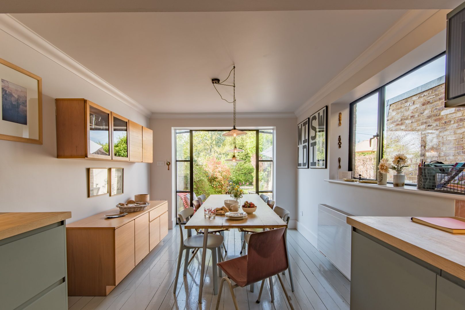 Flamingo House image