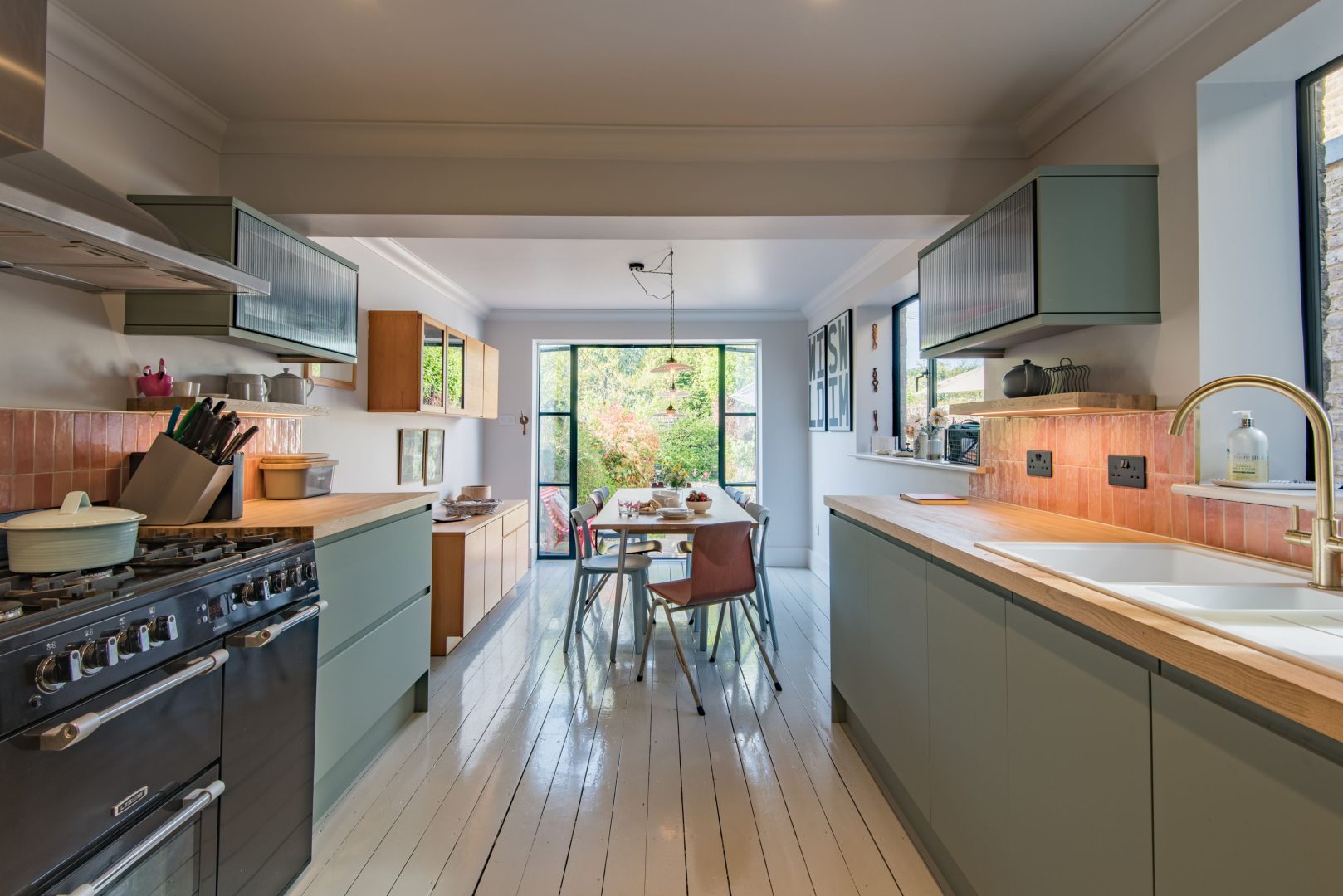 Flamingo House image