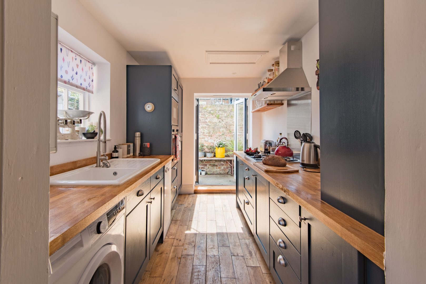 Tell-Tale Cottage image