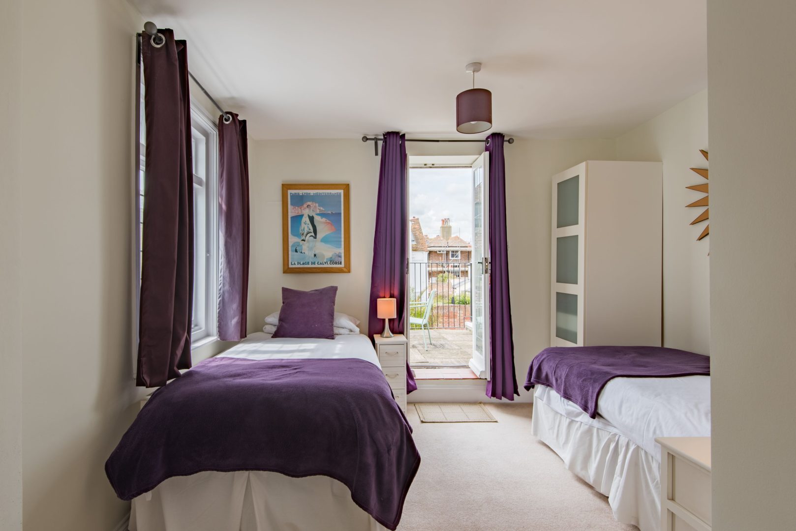 Hoop & Griffin image