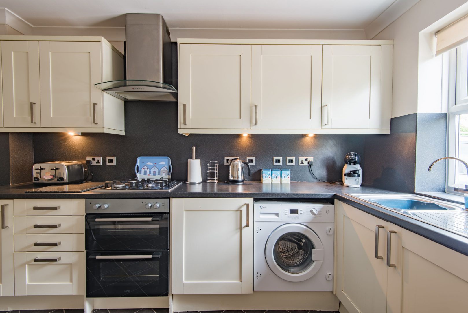 Gerald’s Place image