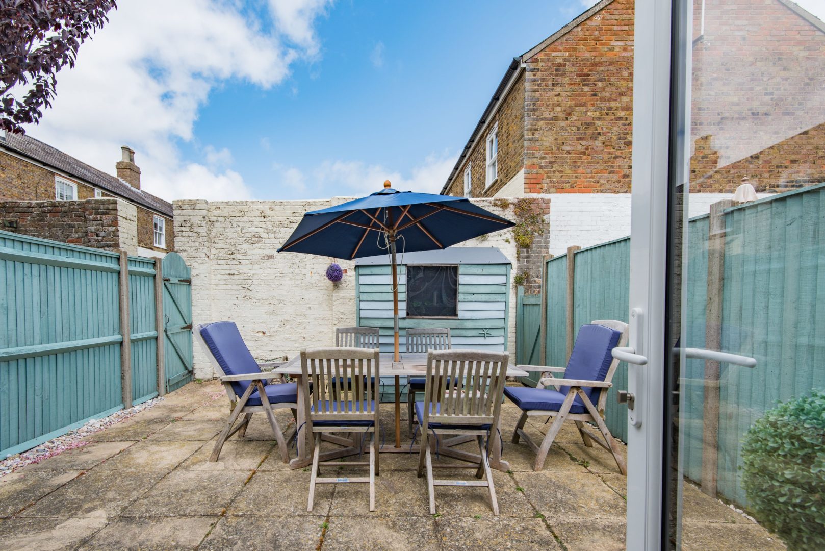 Gerald’s Place image