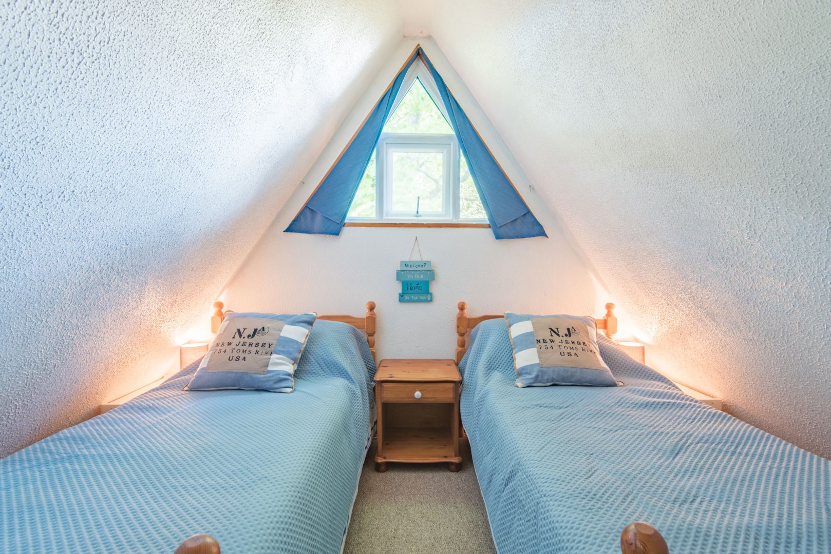 Kingsdown Chalet 10 image