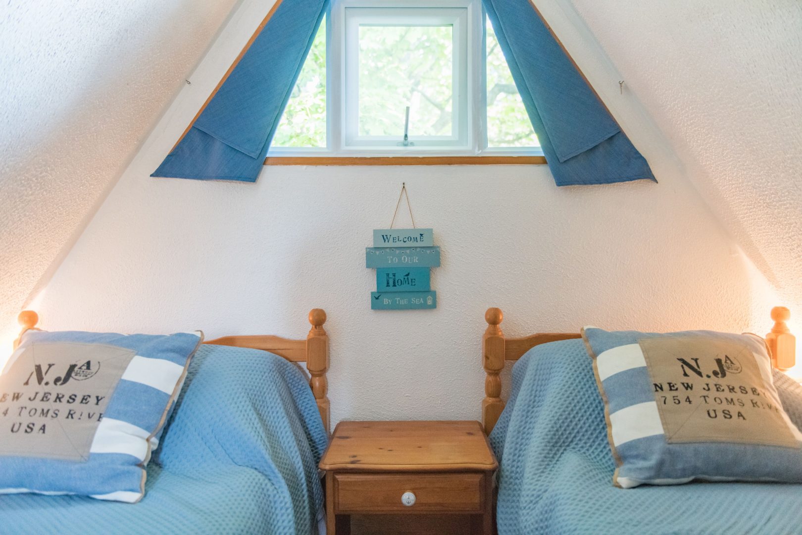 Kingsdown Chalet 10 image