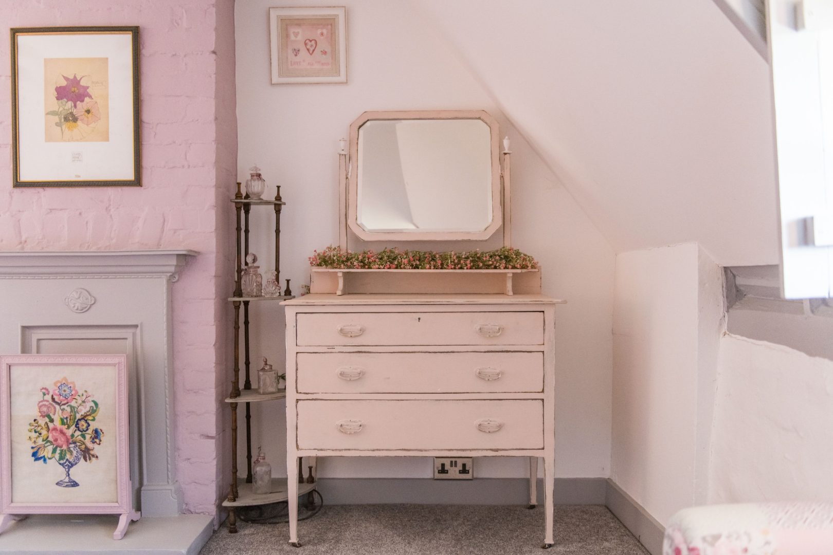 Raspberry Cottage image