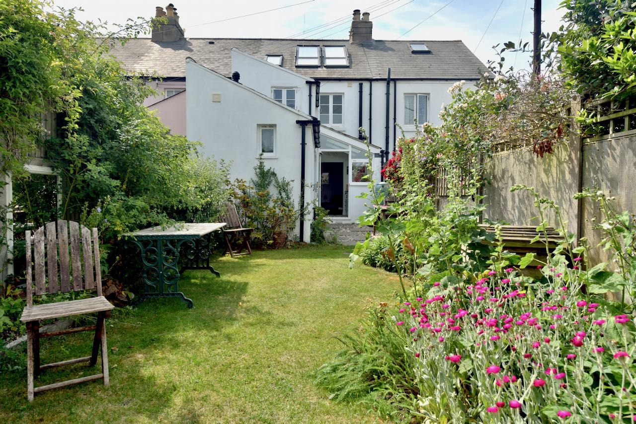 Seapink Cottage image