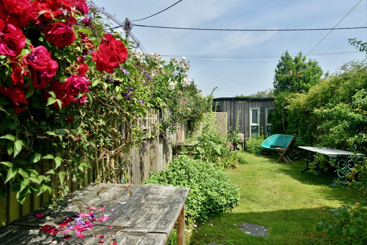 Seapink Cottage image