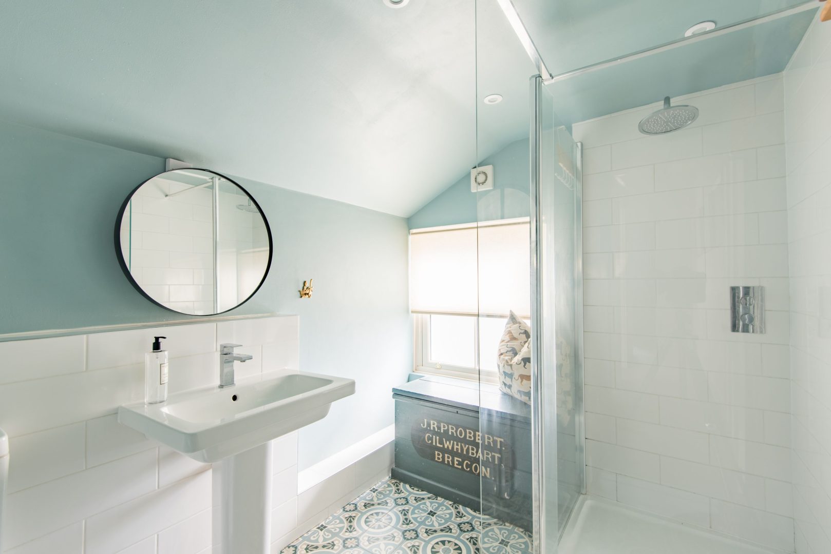 Wisteria Cottage image