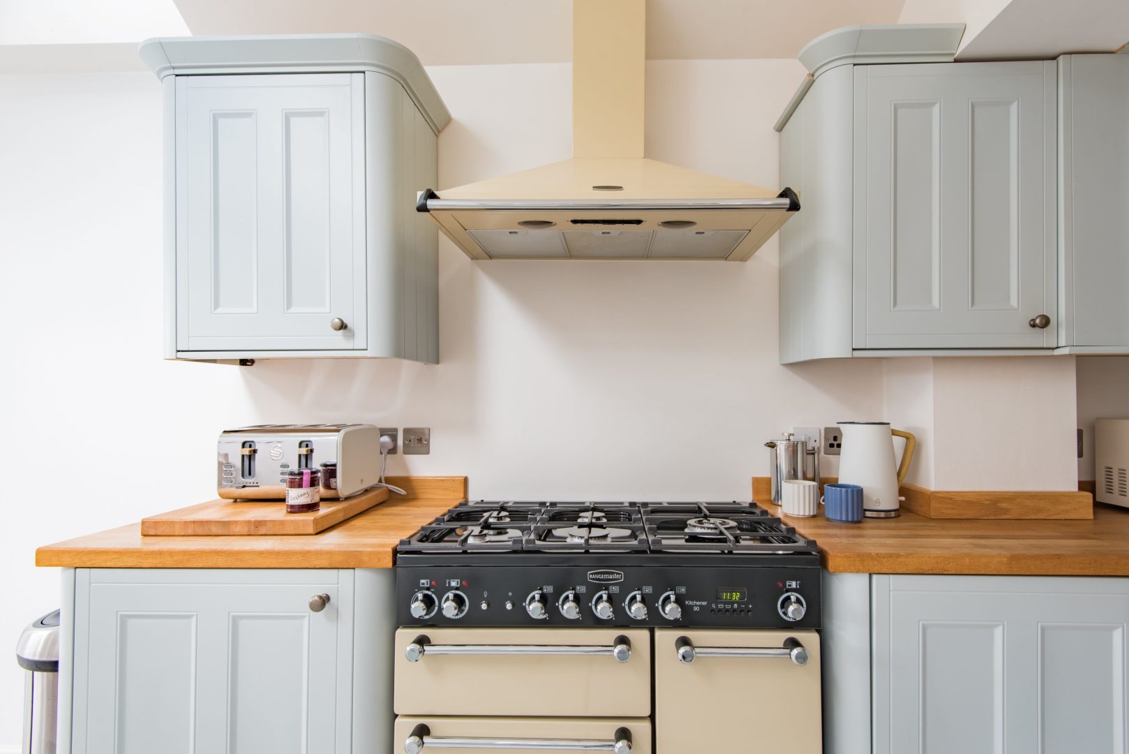 Brunswick House image