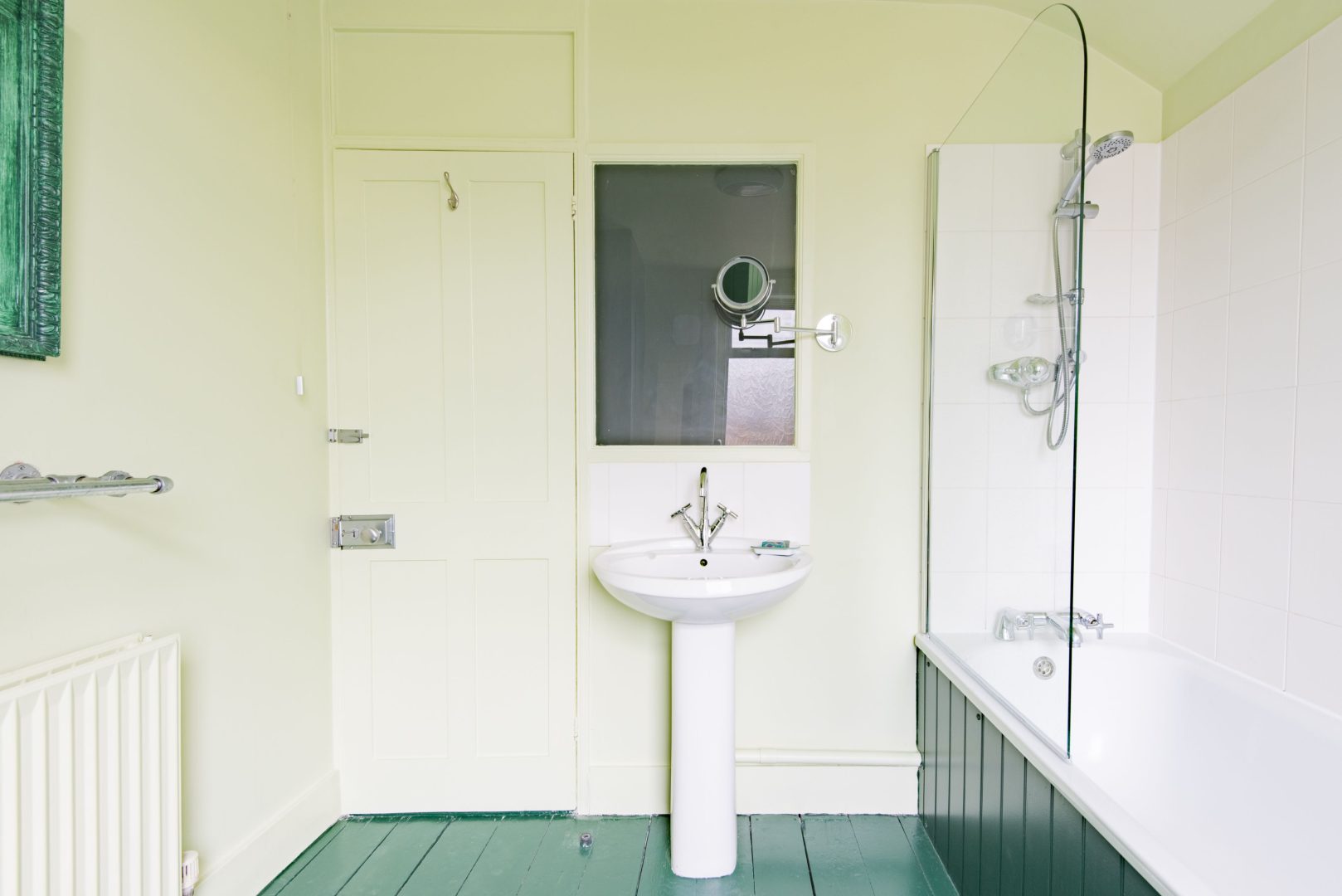 Peacock & Pebble Cottage image