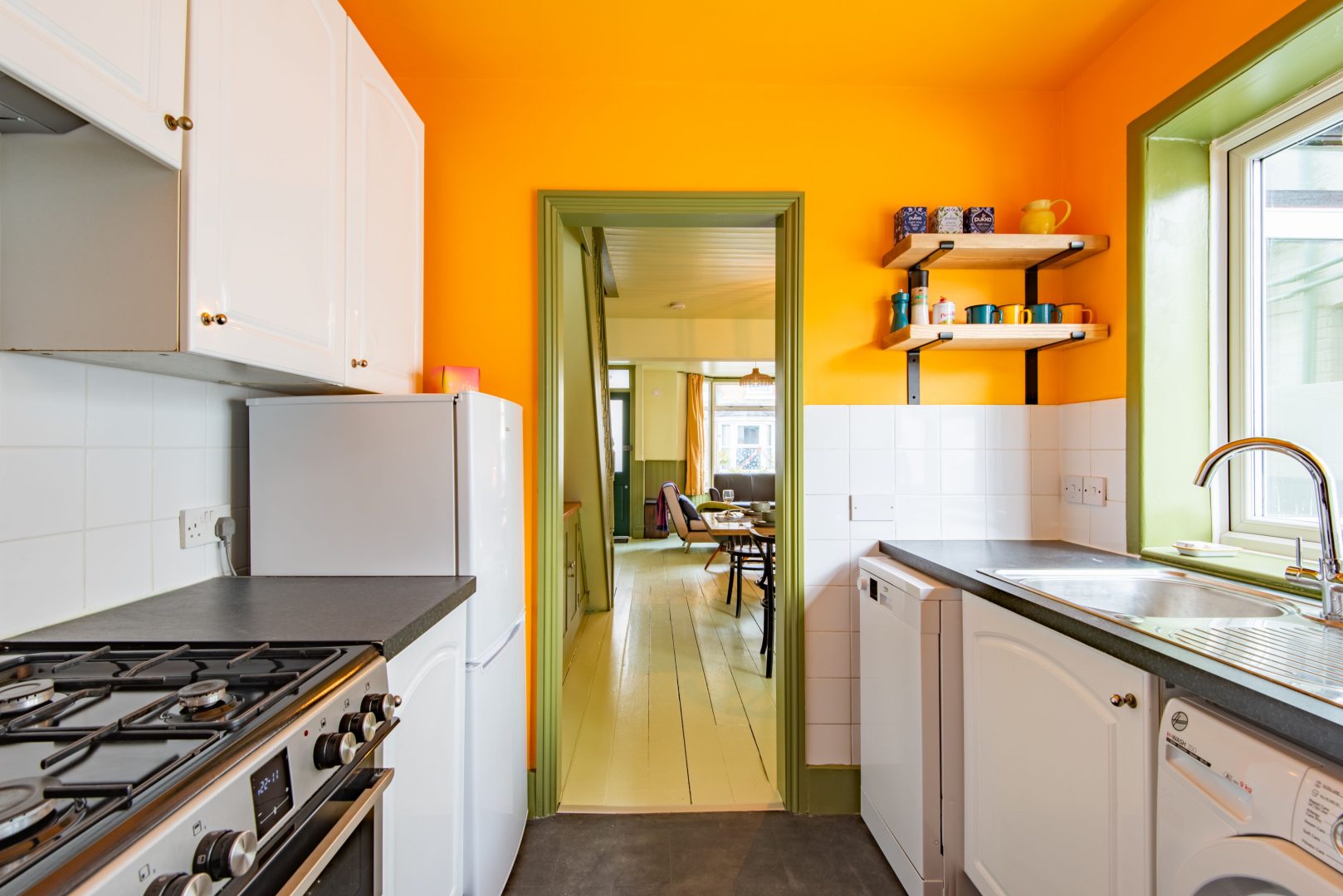 Peacock & Pebble Cottage image