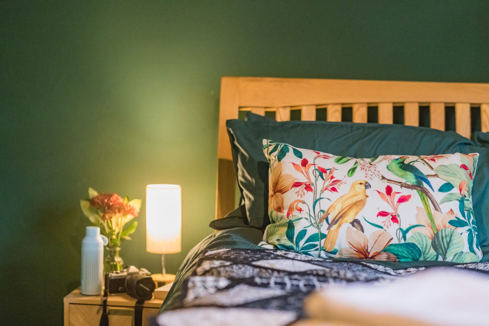 Peacock & Pebble Cottage image