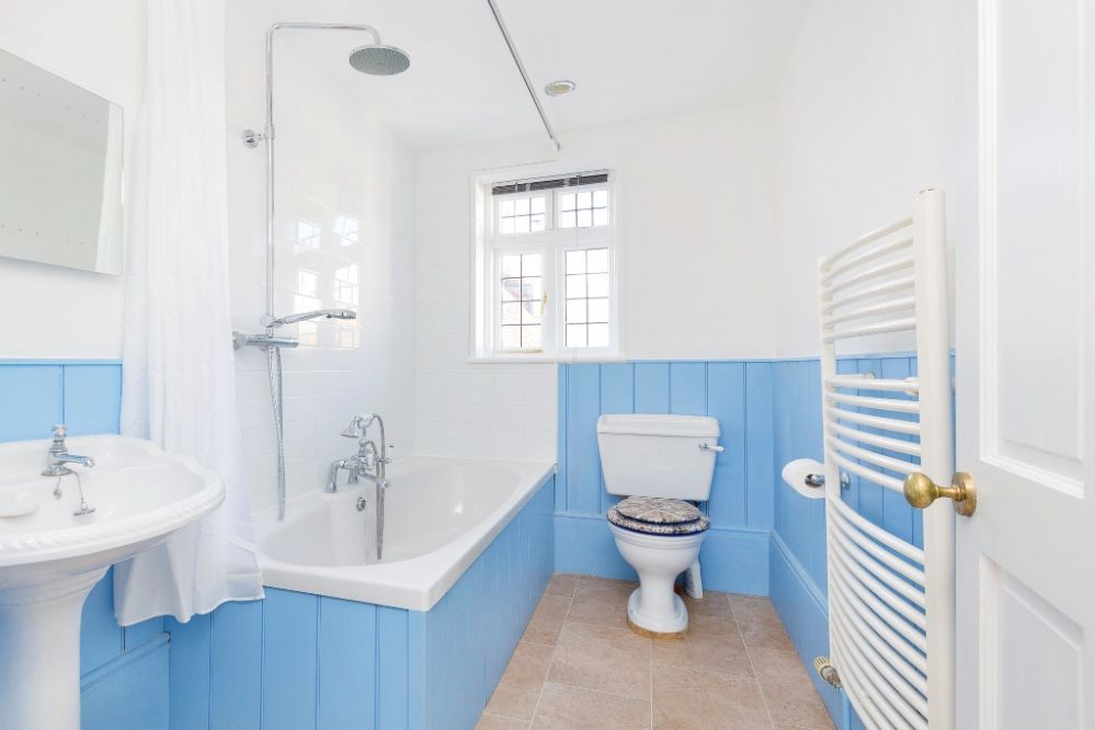 Hoop & Griffin image