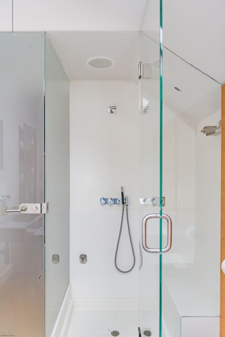 Starboard Light image