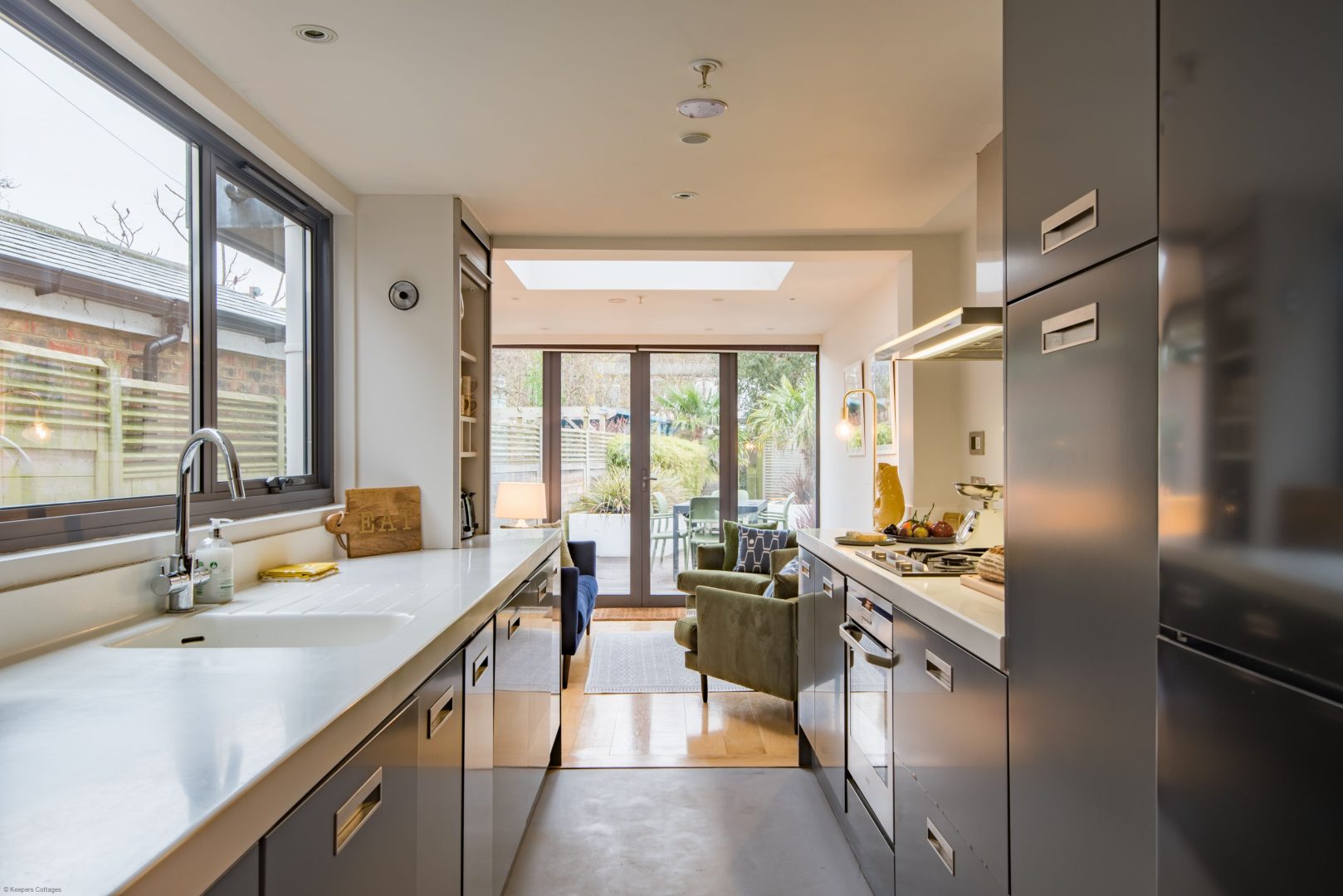 Starboard Light image