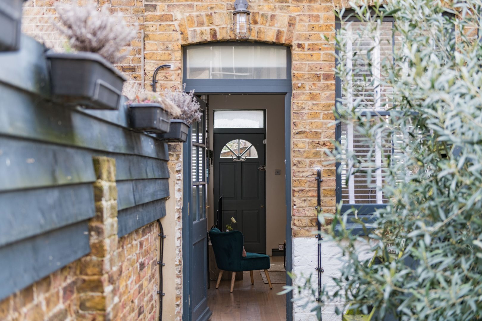 Penny Farthing Cottage image