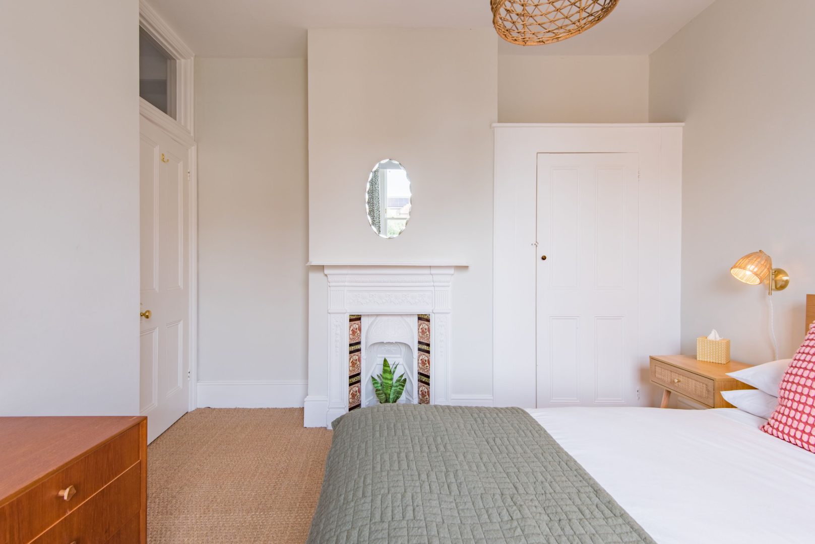 Fig Tree House image