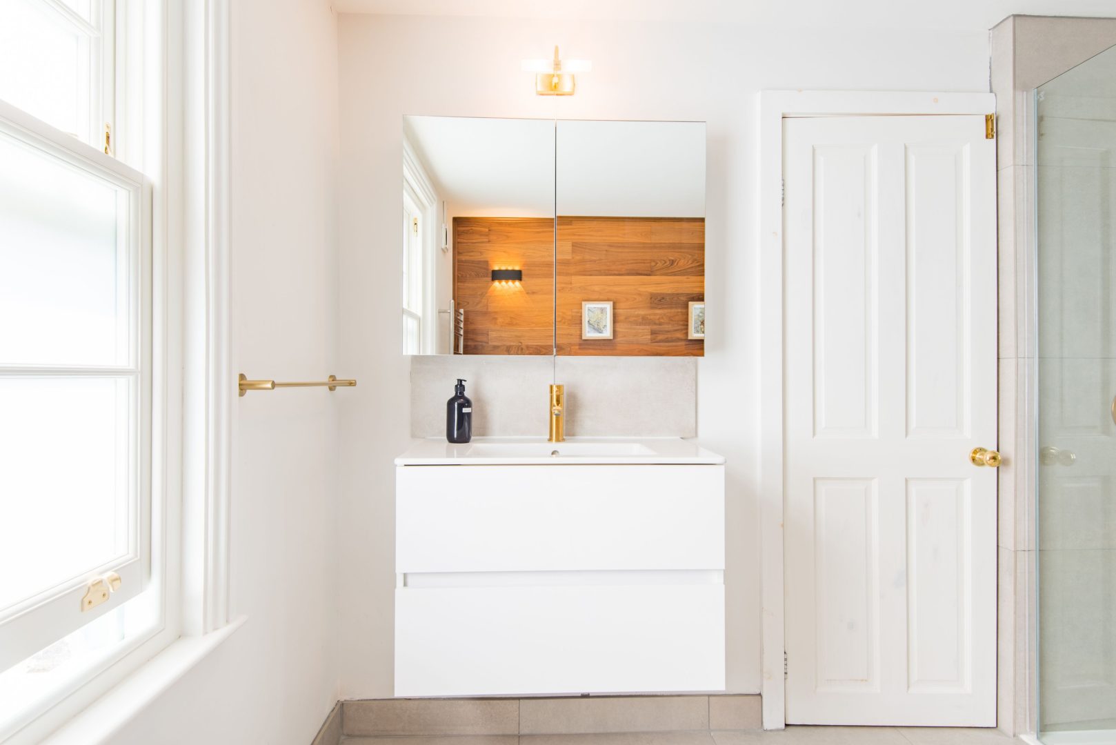 Fig Tree House image