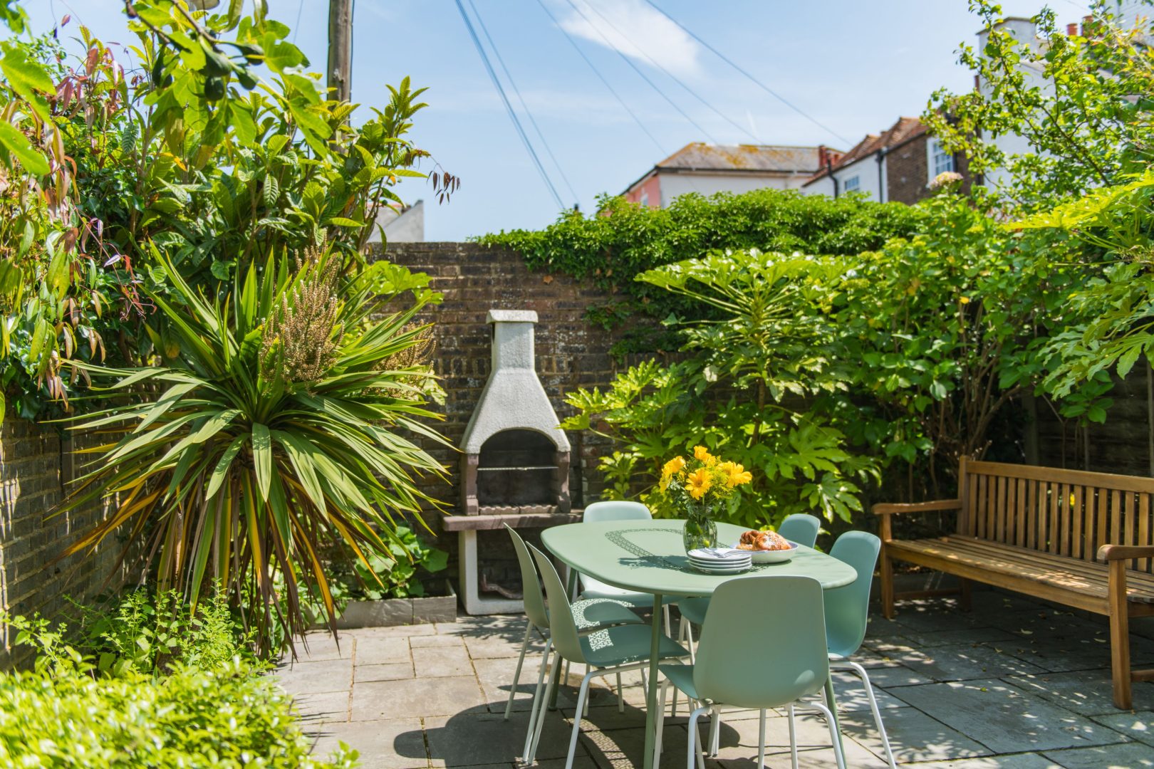 Fig Tree House image