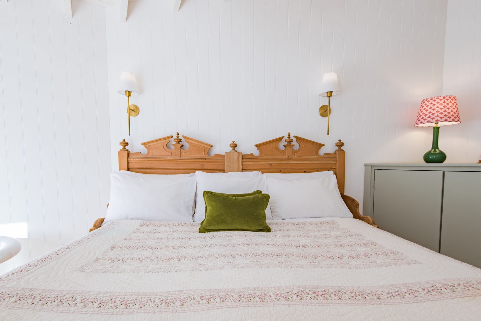 Trafalgar Cottage image