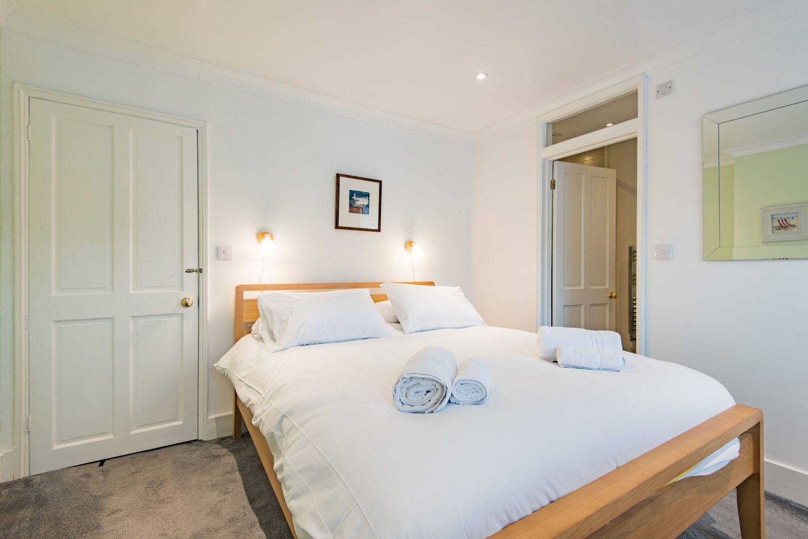 Middle Cottage image