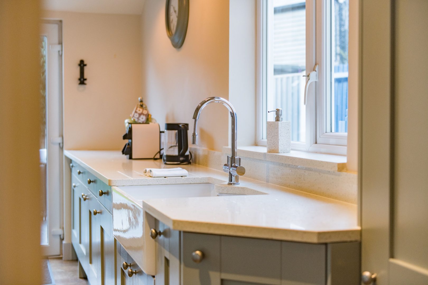 Middle Cottage image