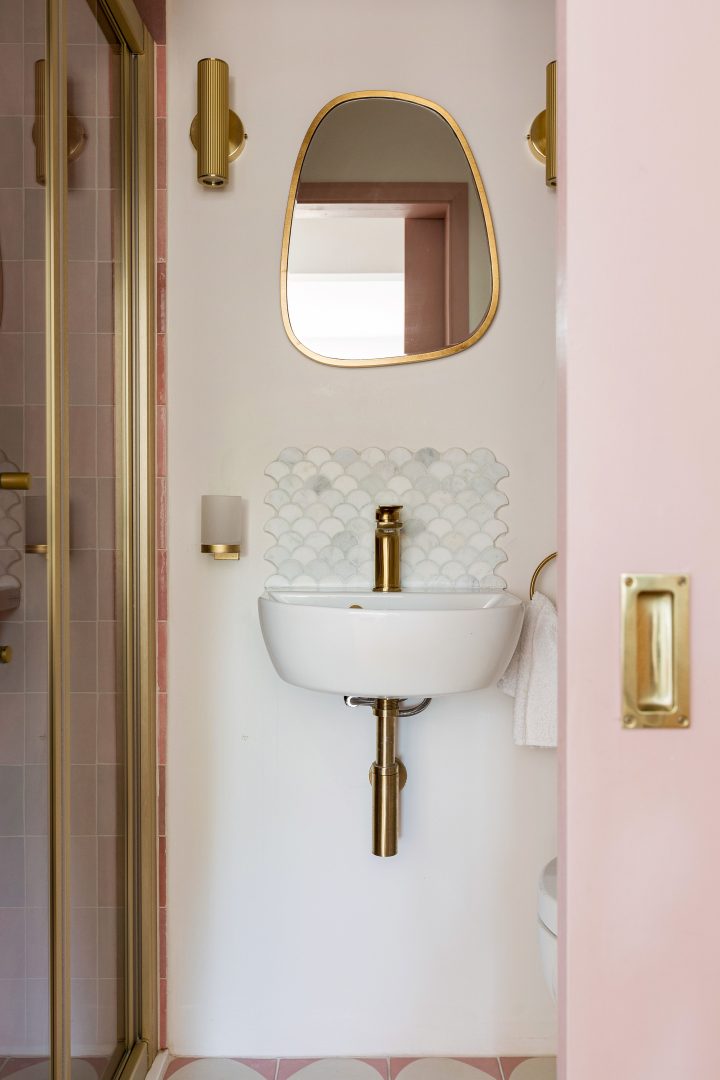 Pebbles, Seasalter image