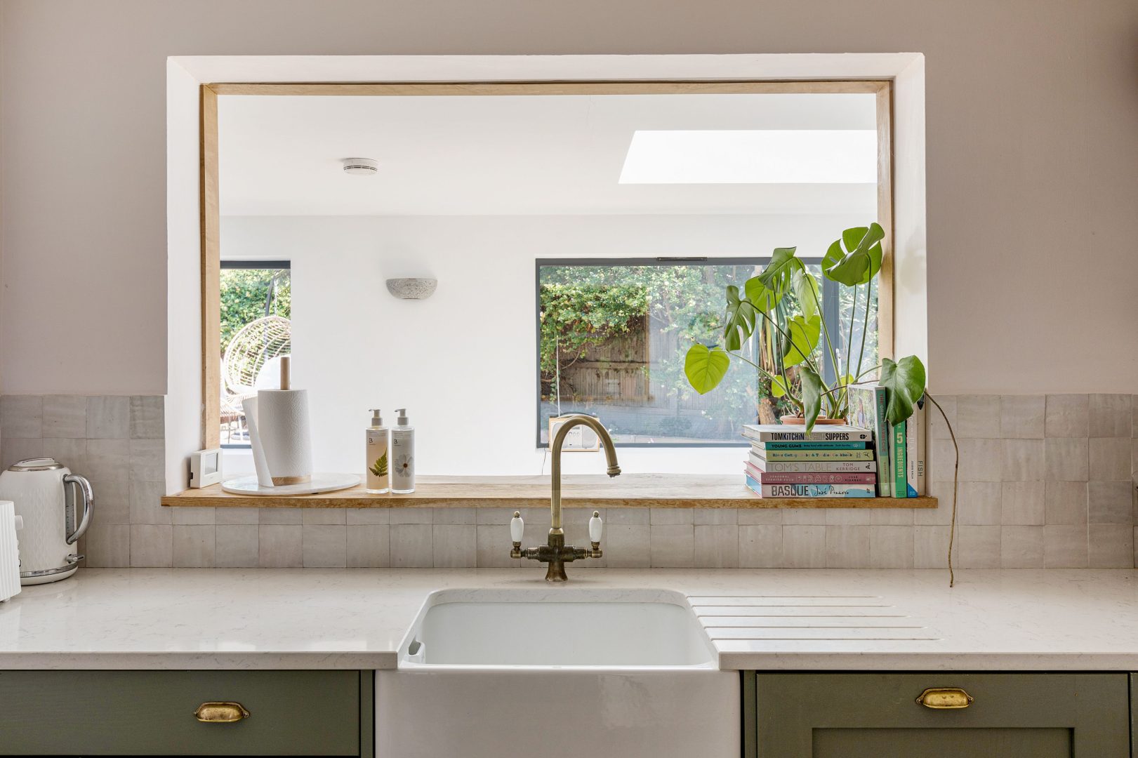 Pebbles, Seasalter image