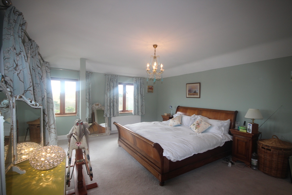 Copy (4) of master bed