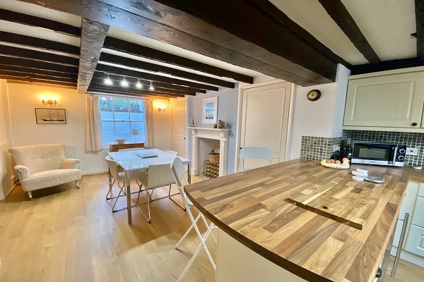 Victoria RoseCottage kitchen