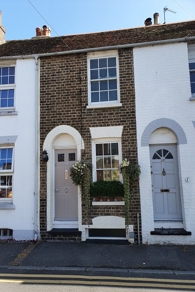 Writers Cottage Deal Kent front door