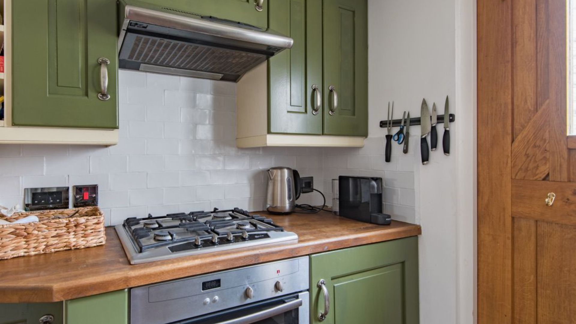 Elizabeth Cottage image