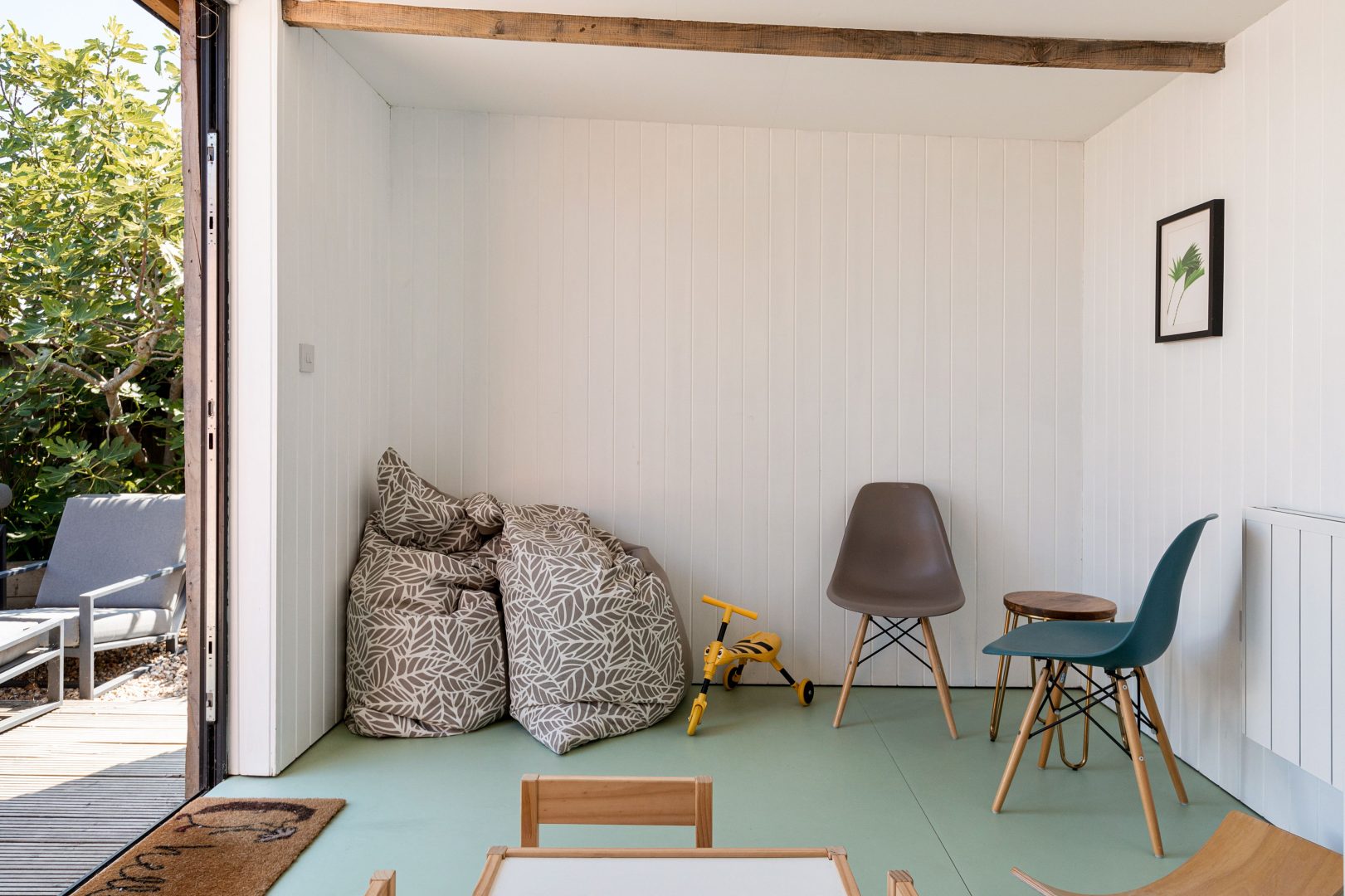 Pebbles, Seasalter image