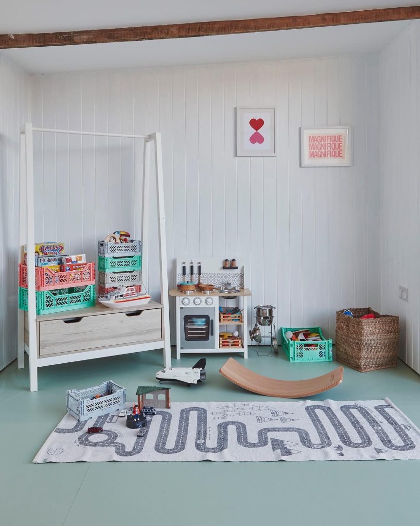 Pebbles, Seasalter image